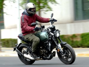  ���鲻ʧ��� �����Լ�¡���޼�300AC