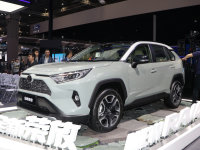 ˭ǳSUV֮ ȫRAV4ٷŶԱCR-V