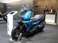 ����C400X̤������ �ۼ�6.89--7.59��Ԫ