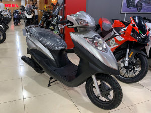  6ǧ��������� �´��ޱ���NS125D����