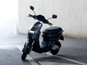  ������ߴ�120km Ħ��綯���ڳ�����