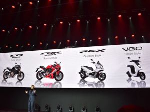  2.699���PCX���� �����Ŀ��³�������