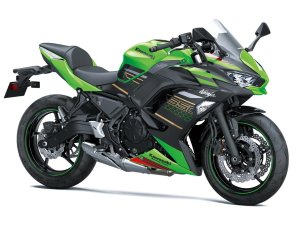 �������Ӽ� �¿��Ninja650/Z650����