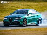 Ҫ\Ӻαض໨XxGiulia