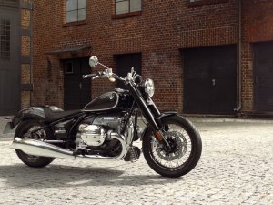  BMW�׿�ȭ����Ѳ��R18 7��17����ʽ����