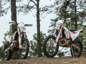  KTM 300EXC TPI/350EXC-F���� 8.88����