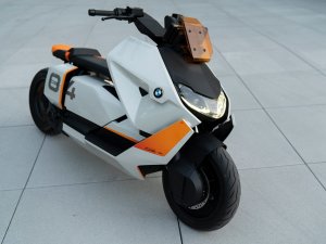  ����Definition CE 04����Ħ��ȫ���׷�