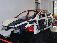 �������ǰ�ȫ �����˹��Model 3�׳���
