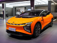 2021�ɶ���չ���ߺ�HiPhi X 4��������