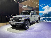 ���ݳ�չ̽�� Jeep�Ƕ�ʿ�ع�/�����뻪