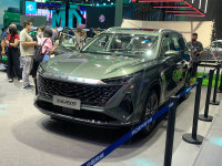 荣威RX9将9月上市 中大型SUV/2.0T动力