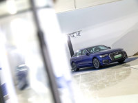 �������� ����չ�����µ�A6L����֮��