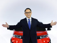 丰田章男将卸任丰田汽车社长 雷克萨斯总裁佐藤恒治接任