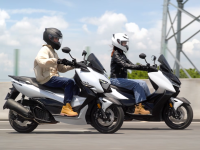 ����150D/M̤�峵��ʽ���� �ۼ�15800Ԫ