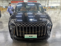 搭1.5T插混 东风风行游艇V9实车曝光