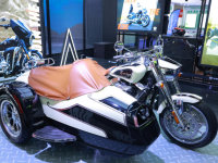 ����һ���� X-WEDGE��������������Ħչ