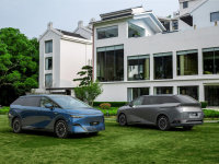������Cλ 2025��С��X9���ܼ���MPV�����컨��