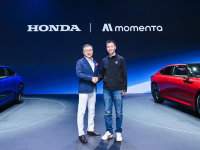 �ƶ��˵�������������ʻ��� Honda��Momenta���ս�Ժ���