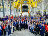 ���ǵϵ�1400��������Դ���ڰ����������ߣ�������ͳ¬����Ϊ����