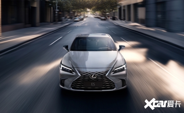 雷克萨斯的2025：坚守中的突破