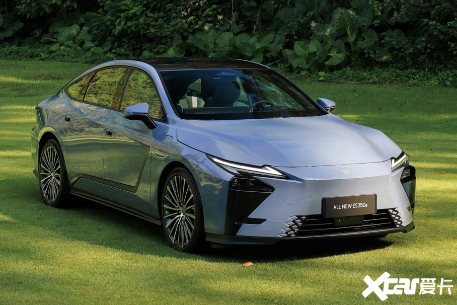 雷克萨斯新一代ES四月上市！现款不停产继续卖