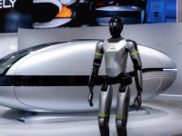 ȫ��AI 2.0�캽 ����������չ����ԭ��Robotaxi
