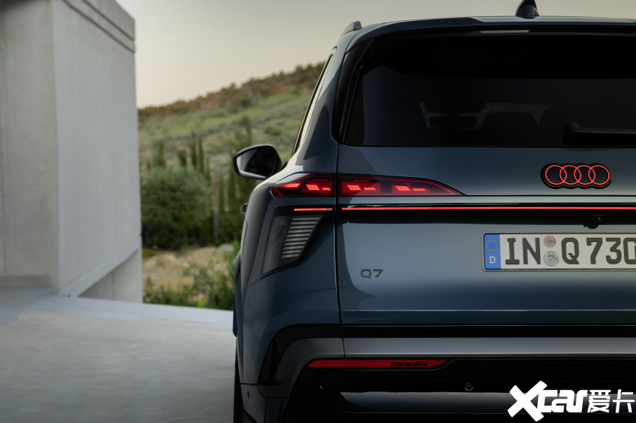 �µ���һ��Q7ȫ���׷� 9�������ڵ¹�����