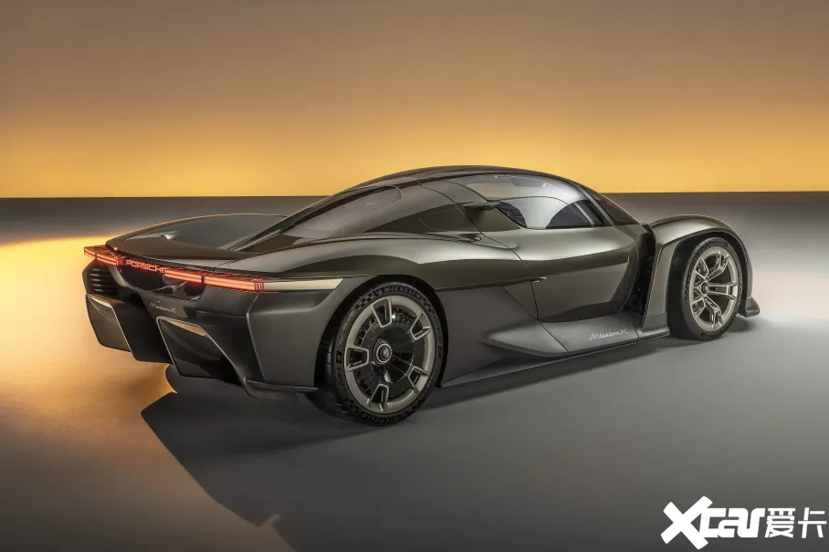 ��ʱ������8�׳���10��15�����࣡PK������SF90