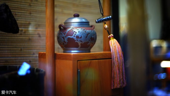 磨镜小品小品磨镜