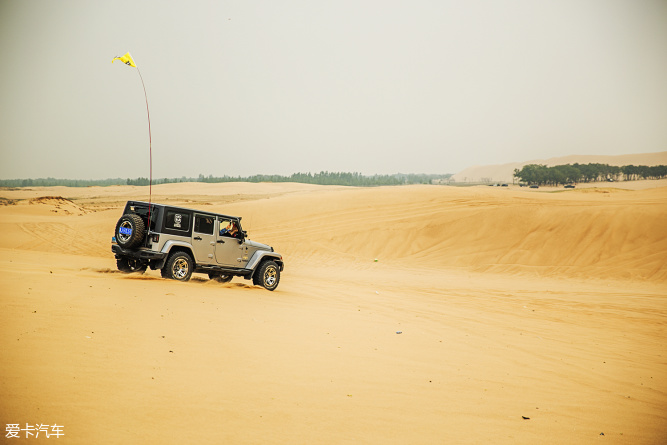 沙滩火锅越野车,在翡翠岛这就是一切