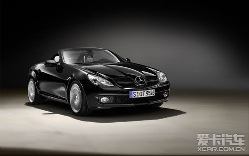 梅赛德斯-奔驰slk黑白经典限量版到店