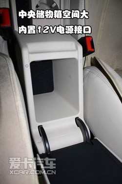 봢