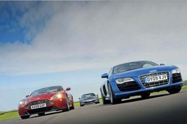 ��Ӣ�����ܾۻ� R8�ԱȲ���Vantage/ZR1