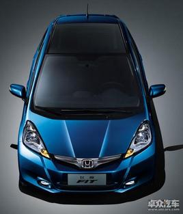 ����֮���ٽ�3000 2011��ɶȽ����г�����
