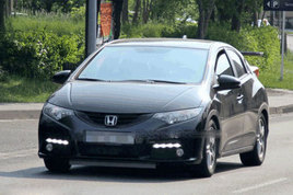 ����CIVIC Type-R·�Ե����ع� ��ʹ�û춯