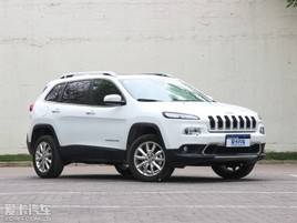 Jeep���ɹ�3.2L�������� ԽҰ���ܸ�ǿ