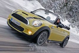 ������ ѩ�ز���MINI Cooper S Cabrio