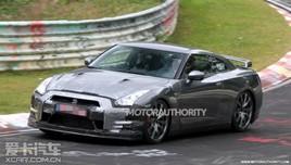 �������귢�� �ղ�2014��GT-R�����ع�
