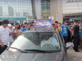 NBA����ΪH30 CROSS�����ʢ�޴�ռ�