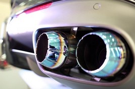 ������F12 Berlinetta���b�����ɶ��׷�