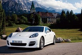 GT�ܳ��¶��� �Լݱ�ʱ��Panamera Turbo