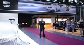 ����3���Ű���۰Ĺ��ʳ�չ ȫ������