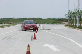 Խ����ѡ �Լ�ѩ������³��1.8AT��ͼ��