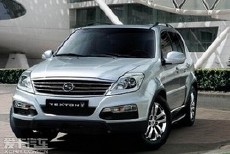 双龙新款雷斯特W上海车展上市 32.98万