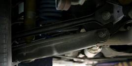 ����˼��װ����330i��ǿ�������º�ڱ�