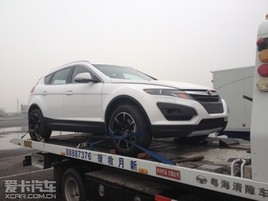 ������չ̽��ֱ�� ����SUV��α���ع�