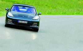 �������� �Լ�ȫ�±�ʱ��Panamera��ͼ��