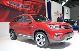�����˸���չ�ص�SUV�����̵�