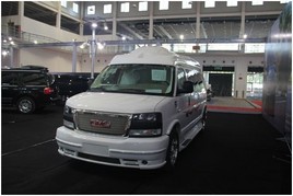 2013�й�ԽҰ��չ���ڱ���з��¡���ٿ�