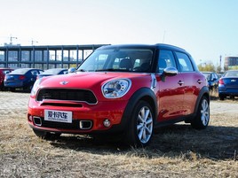 MINI COUNTRYMAN�Ż�2�� �����ֳ�